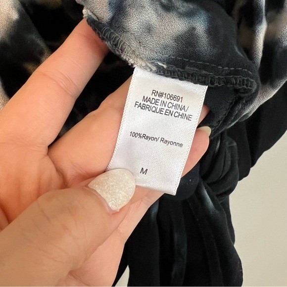 Young Fabulous & Broke Meia Blue Tie Dye‎ Open Front Blouse - Picture 4 of 6